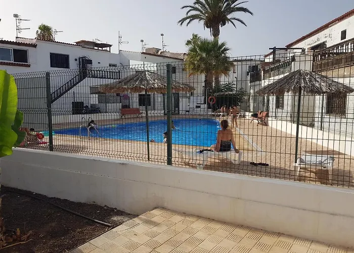 Lägenhet Junto A La Piscina