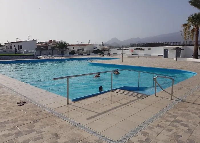 Junto A La Piscina Apartment Arona (Tenerife)